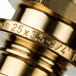 SFA-0001-002534 STOUT Переходник с наружной резьбой 25xR 3/4  для труб из сшитого полиэтилена аксиальный (340001H052535B)