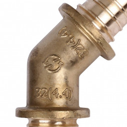 SFA-0031-000032 STOUT Угольник  45° 32 для труб из сшитого полиэтилена аксиальный (3400K4H324400B)