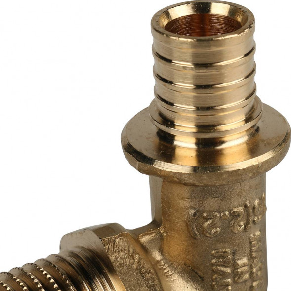 SFA-0005-001612 STOUT Угольник-переходник с наружной резьбой 16xR 1/2  для труб из сшитого полиэтилена аксиальный (340021H041622B)