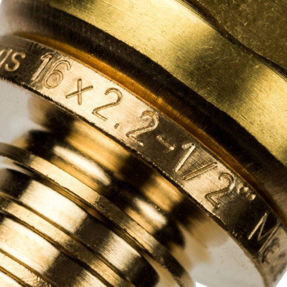 SFA-0019-001612 STOUT Переходник с накидной гайкой 16xG 1/2  для труб из сшитого полиэтилена аксиальный (3400C7H041622B)